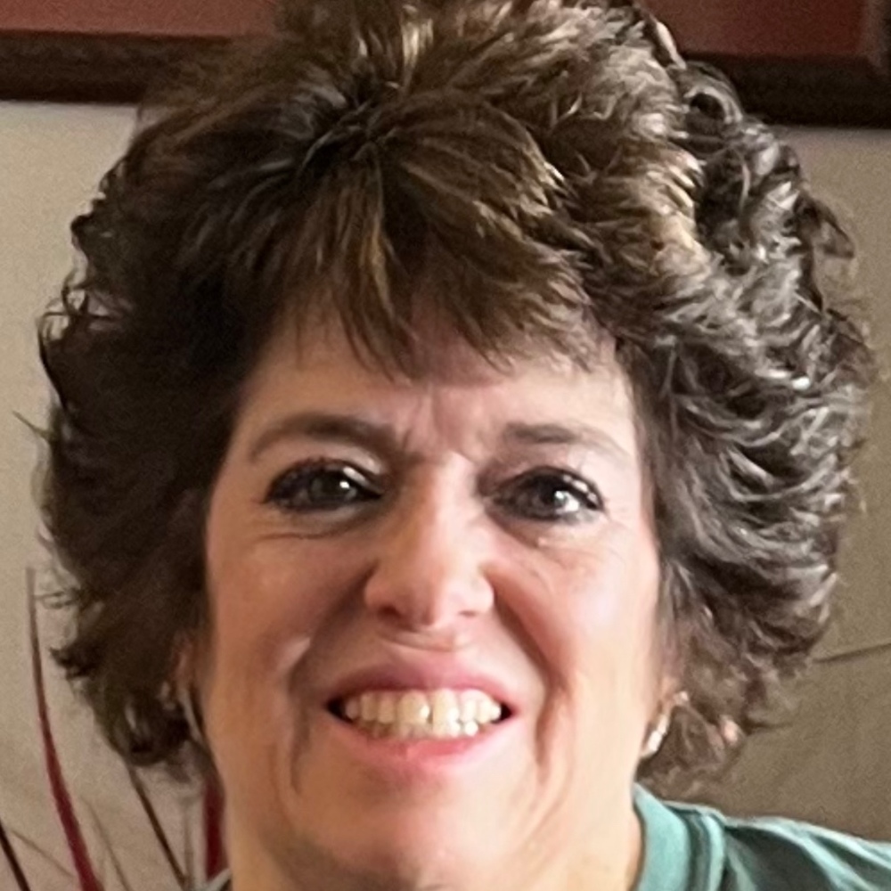 Meet your Posher, Stacy